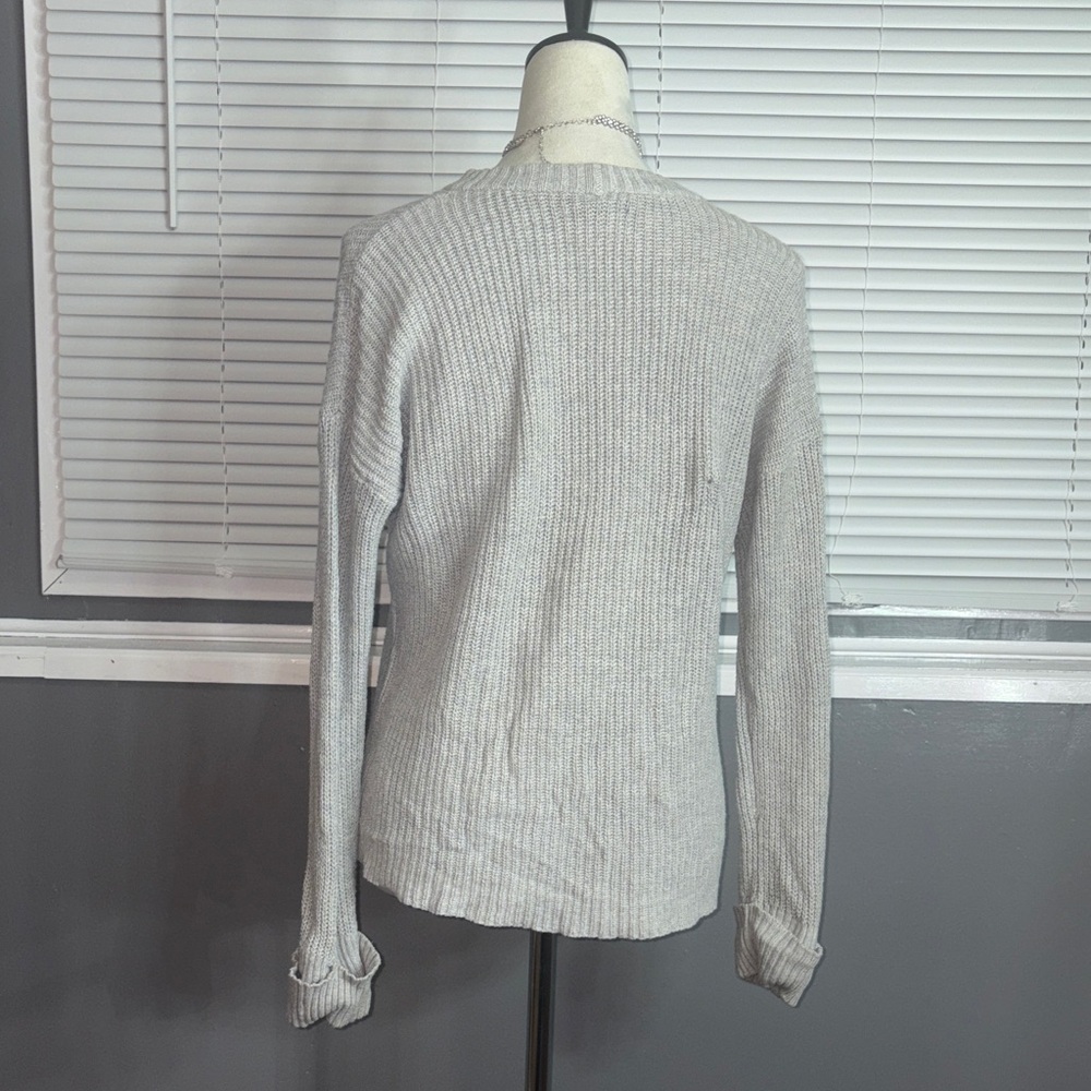 American Eagle Soft Gray Sweater - image 5